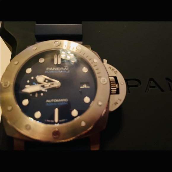 Panerai Submersible 47mm - Picture 6 of 12